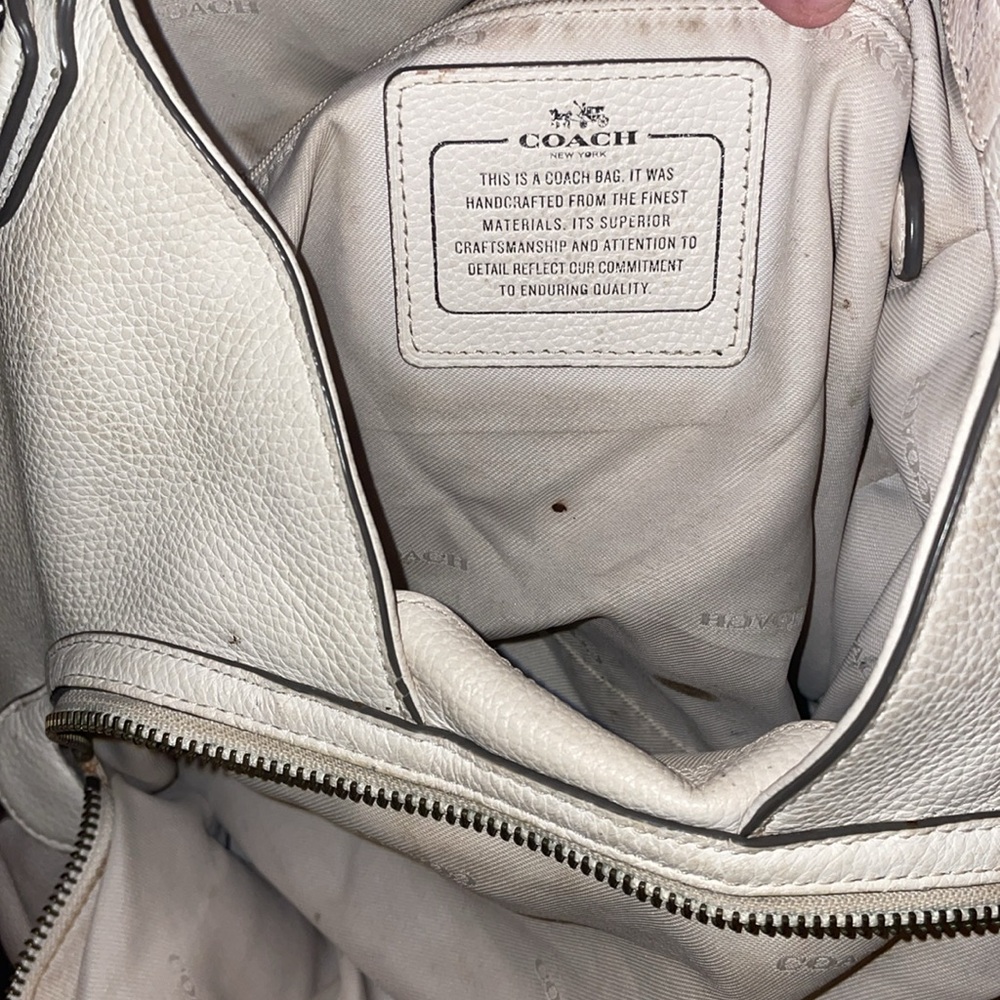 Coach - Picture 2 of 7